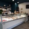 Eisvitrine mit Schiebe-Rückwand aus Glas