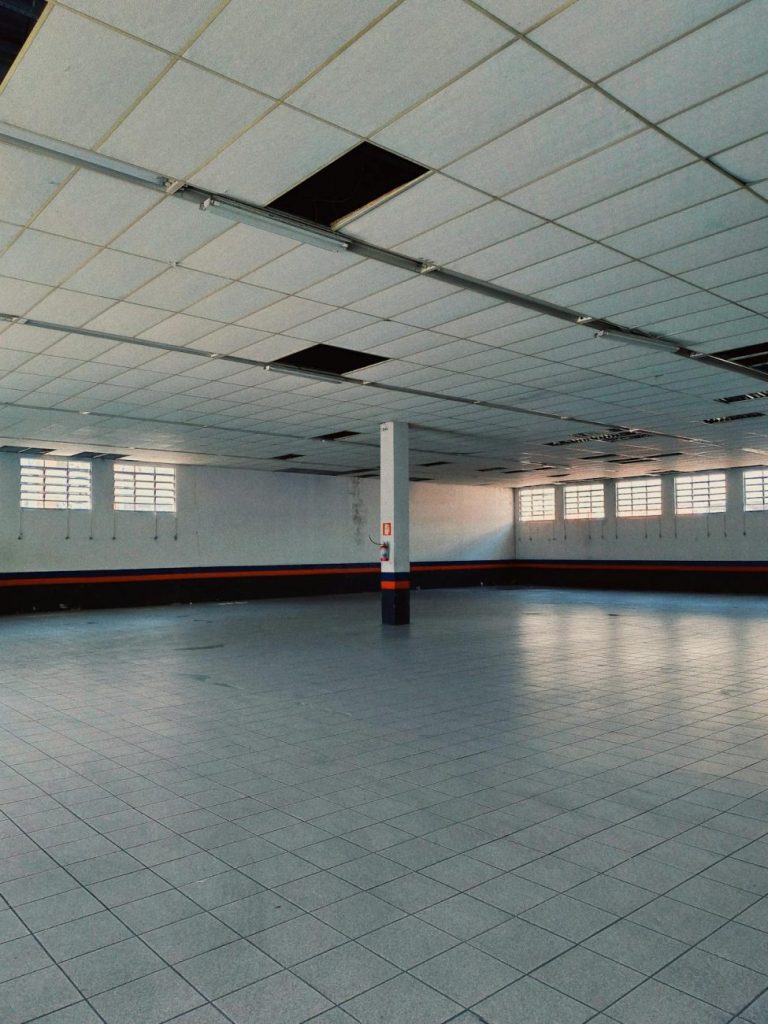 Technical Industrial Ceramic Flooring Porcelain Tile Applications